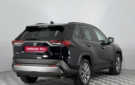 Toyota RAV4, 2020 год, 3 090 000 рублей, 5 фотография