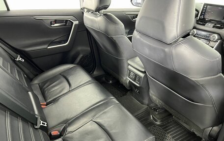 Toyota RAV4, 2020 год, 3 090 000 рублей, 12 фотография