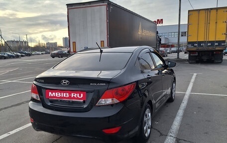 Hyundai Solaris II рестайлинг, 2013 год, 850 000 рублей, 4 фотография