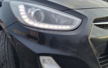 Hyundai Solaris II рестайлинг, 2013 год, 850 000 рублей, 14 фотография