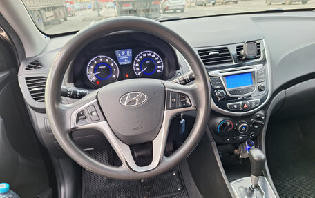 Hyundai Solaris II рестайлинг, 2013 год, 850 000 рублей, 9 фотография