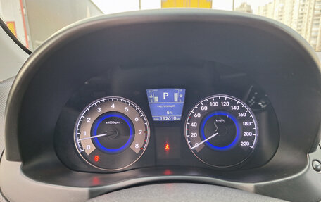 Hyundai Solaris II рестайлинг, 2013 год, 850 000 рублей, 11 фотография