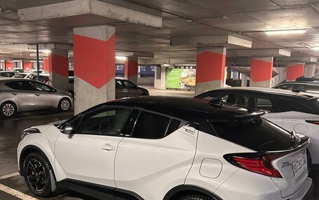 Toyota C-HR I рестайлинг, 2021 год, 2 900 000 рублей, 4 фотография