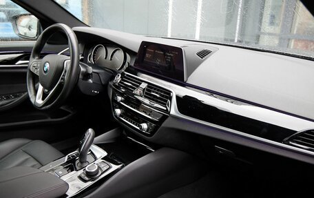 BMW 5 серия, 2020 год, 4 490 000 рублей, 21 фотография