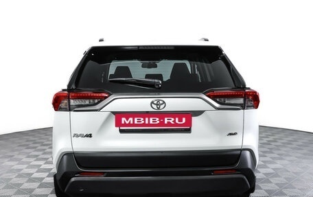 Toyota RAV4, 2020 год, 3 499 000 рублей, 6 фотография