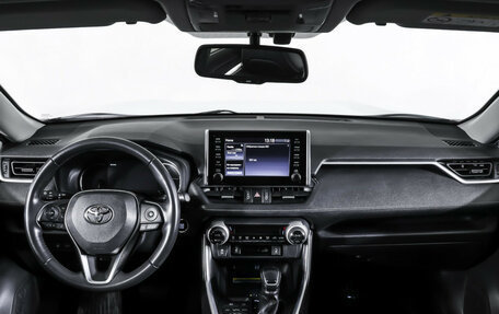 Toyota RAV4, 2020 год, 3 499 000 рублей, 17 фотография