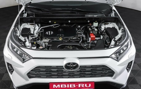Toyota RAV4, 2020 год, 3 499 000 рублей, 9 фотография