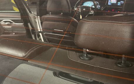 BMW 7 серия, 2015 год, 5 400 000 рублей, 26 фотография