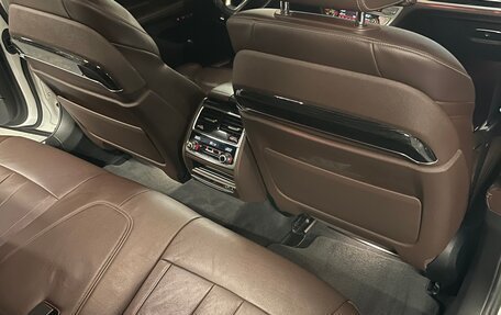 BMW 7 серия, 2015 год, 5 400 000 рублей, 24 фотография