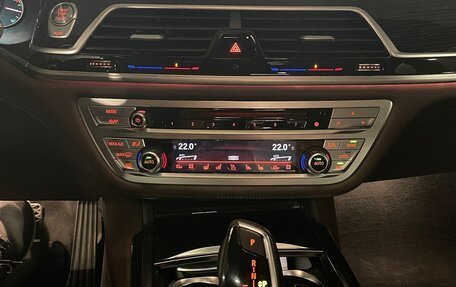 BMW 7 серия, 2015 год, 5 400 000 рублей, 18 фотография