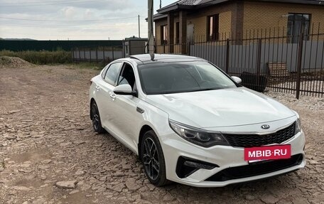 KIA Optima IV, 2018 год, 2 250 000 рублей, 3 фотография
