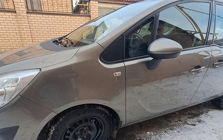 Opel Meriva, 2012 год, 700 000 рублей, 3 фотография