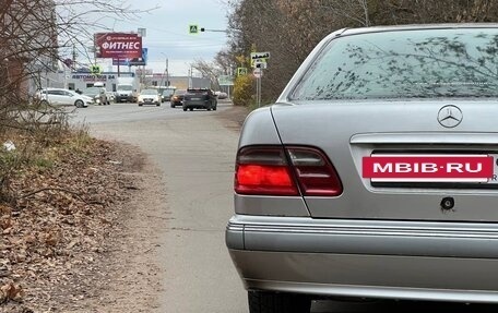 Mercedes-Benz E-Класс, 2000 год, 525 000 рублей, 4 фотография