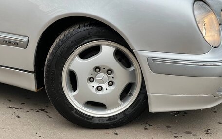 Mercedes-Benz E-Класс, 2000 год, 525 000 рублей, 10 фотография