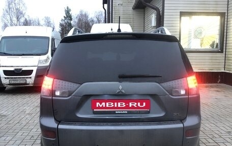 Mitsubishi Outlander III рестайлинг 3, 2008 год, 940 000 рублей, 4 фотография