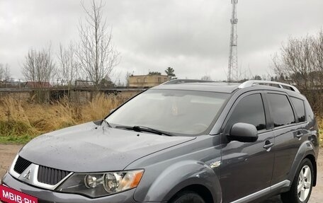 Mitsubishi Outlander III рестайлинг 3, 2008 год, 940 000 рублей, 7 фотография