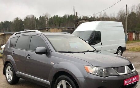 Mitsubishi Outlander III рестайлинг 3, 2008 год, 940 000 рублей, 8 фотография