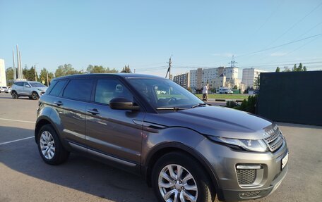 Land Rover Range Rover Evoque I, 2017 год, 2 700 000 рублей, 2 фотография