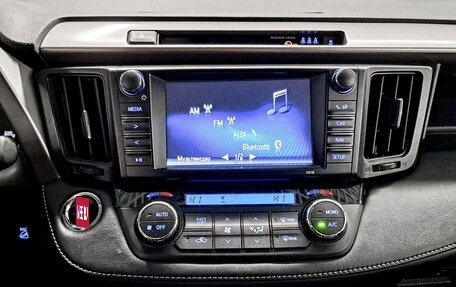 Toyota RAV4, 2018 год, 2 154 000 рублей, 19 фотография