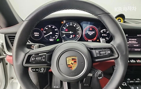 Porsche 911, 2023 год, 15 000 000 рублей, 8 фотография