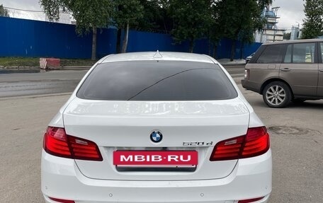 BMW 5 серия, 2015 год, 2 300 000 рублей, 3 фотография