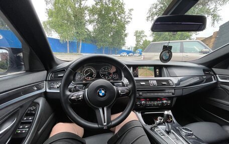 BMW 5 серия, 2015 год, 2 300 000 рублей, 18 фотография