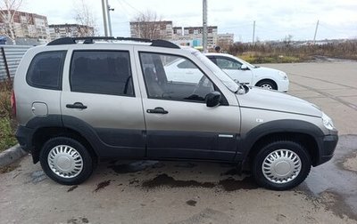 Chevrolet Niva I рестайлинг, 2011 год, 320 000 рублей, 1 фотография
