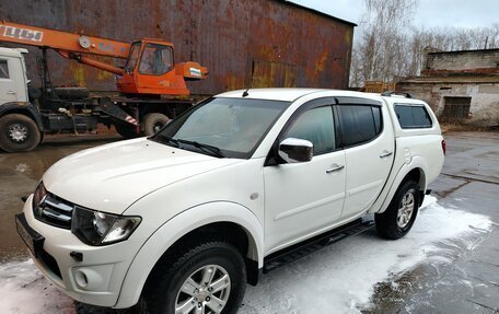 Mitsubishi L200 IV рестайлинг, 2012 год, 1 640 000 рублей, 1 фотография