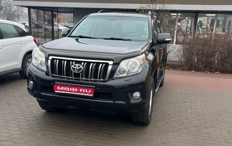 Toyota Land Cruiser Prado 150 рестайлинг 2, 2010 год, 2 800 000 рублей, 1 фотография