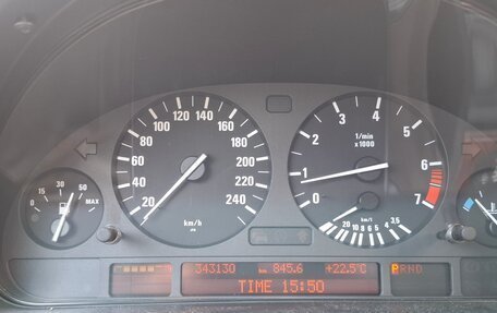 BMW 5 серия, 2003 год, 1 000 000 рублей, 9 фотография