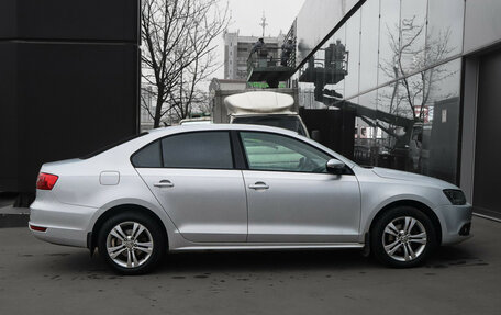 Volkswagen Jetta VI, 2011 год, 935 000 рублей, 4 фотография