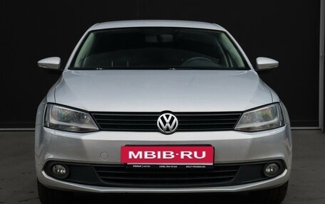 Volkswagen Jetta VI, 2011 год, 935 000 рублей, 2 фотография