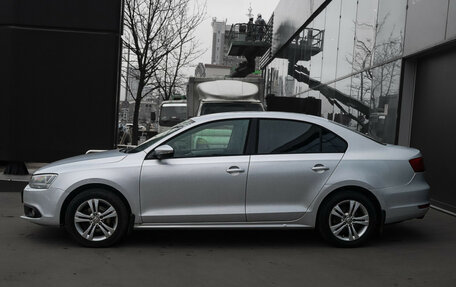 Volkswagen Jetta VI, 2011 год, 935 000 рублей, 8 фотография