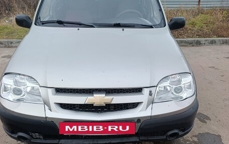 Chevrolet Niva I рестайлинг, 2011 год, 320 000 рублей, 4 фотография