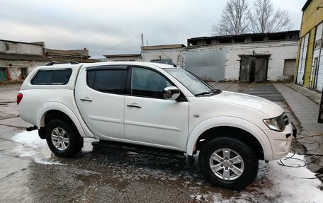 Mitsubishi L200 IV рестайлинг, 2012 год, 1 640 000 рублей, 6 фотография