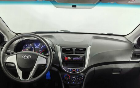 Hyundai Solaris II рестайлинг, 2012 год, 630 000 рублей, 6 фотография