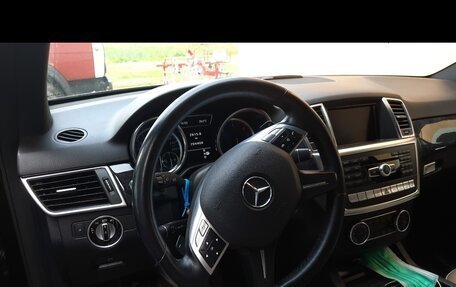 Mercedes-Benz M-Класс, 2011 год, 2 150 000 рублей, 4 фотография