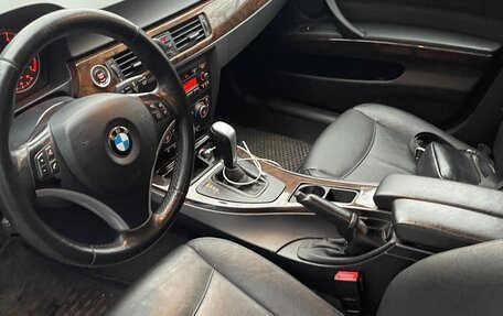 BMW 3 серия, 2009 год, 1 200 000 рублей, 9 фотография