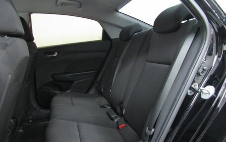 Hyundai Solaris II рестайлинг, 2018 год, 1 240 000 рублей, 10 фотография