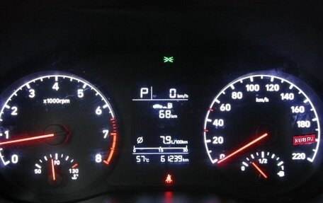 Hyundai Solaris II рестайлинг, 2018 год, 1 240 000 рублей, 19 фотография