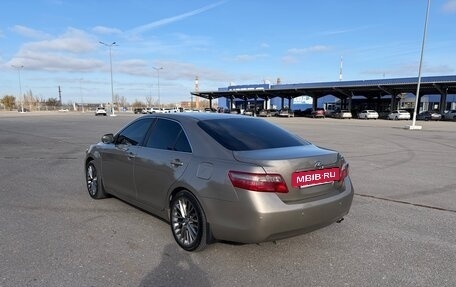 Toyota Camry, 2006 год, 1 000 000 рублей, 7 фотография