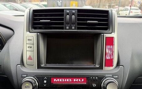 Toyota Land Cruiser Prado 150 рестайлинг 2, 2011 год, 2 450 000 рублей, 12 фотография