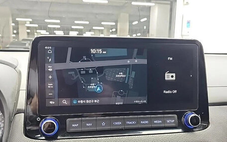 Hyundai Kona I, 2022 год, 1 800 000 рублей, 11 фотография