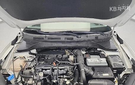 Hyundai Kona I, 2022 год, 1 800 000 рублей, 16 фотография