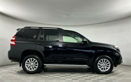 Toyota Land Cruiser Prado 150 рестайлинг 2, 2016 год, 4 599 000 рублей, 4 фотография