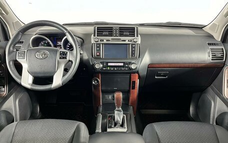 Toyota Land Cruiser Prado 150 рестайлинг 2, 2016 год, 4 599 000 рублей, 15 фотография