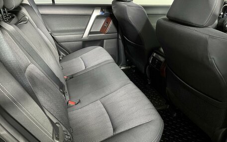 Toyota Land Cruiser Prado 150 рестайлинг 2, 2016 год, 4 599 000 рублей, 13 фотография