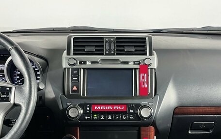 Toyota Land Cruiser Prado 150 рестайлинг 2, 2016 год, 4 599 000 рублей, 19 фотография