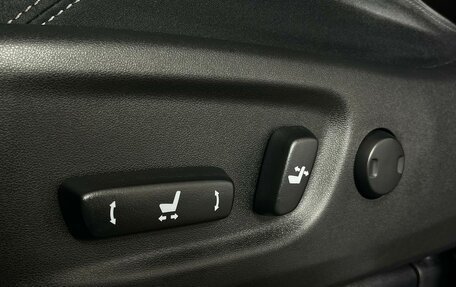 Toyota Land Cruiser Prado 150 рестайлинг 2, 2016 год, 4 599 000 рублей, 30 фотография