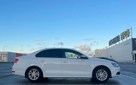 Volkswagen Jetta VI, 2014 год, 1 000 000 рублей, 6 фотография